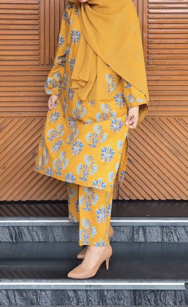 (mustard ) 2Pc  SAPPHIRE BRAND SUITS (Premium Lilen) - Image 2